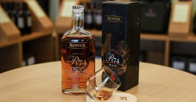 Rum R74 Aged r74_bottiglia-con-scatola_1.jpg